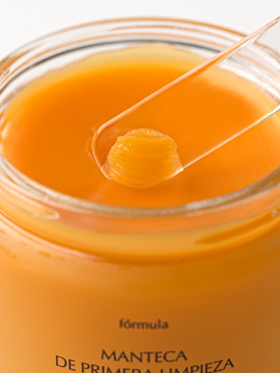 MANTECA DE PRIMERA LIMPIEZA Y DESMAQUILLANTE A LA RESINA DEL PIMENTÓN