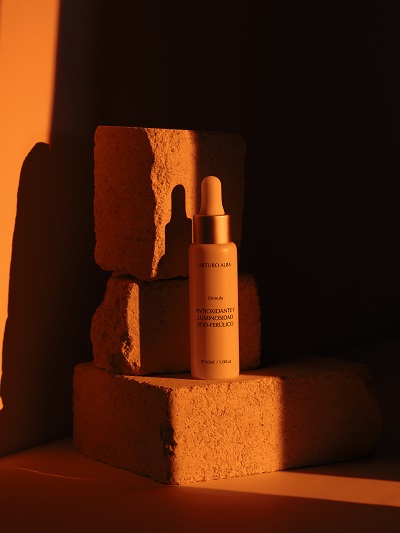 ARTURO ALBA ANTIOXIDANTE Y LUMINOSIDAD